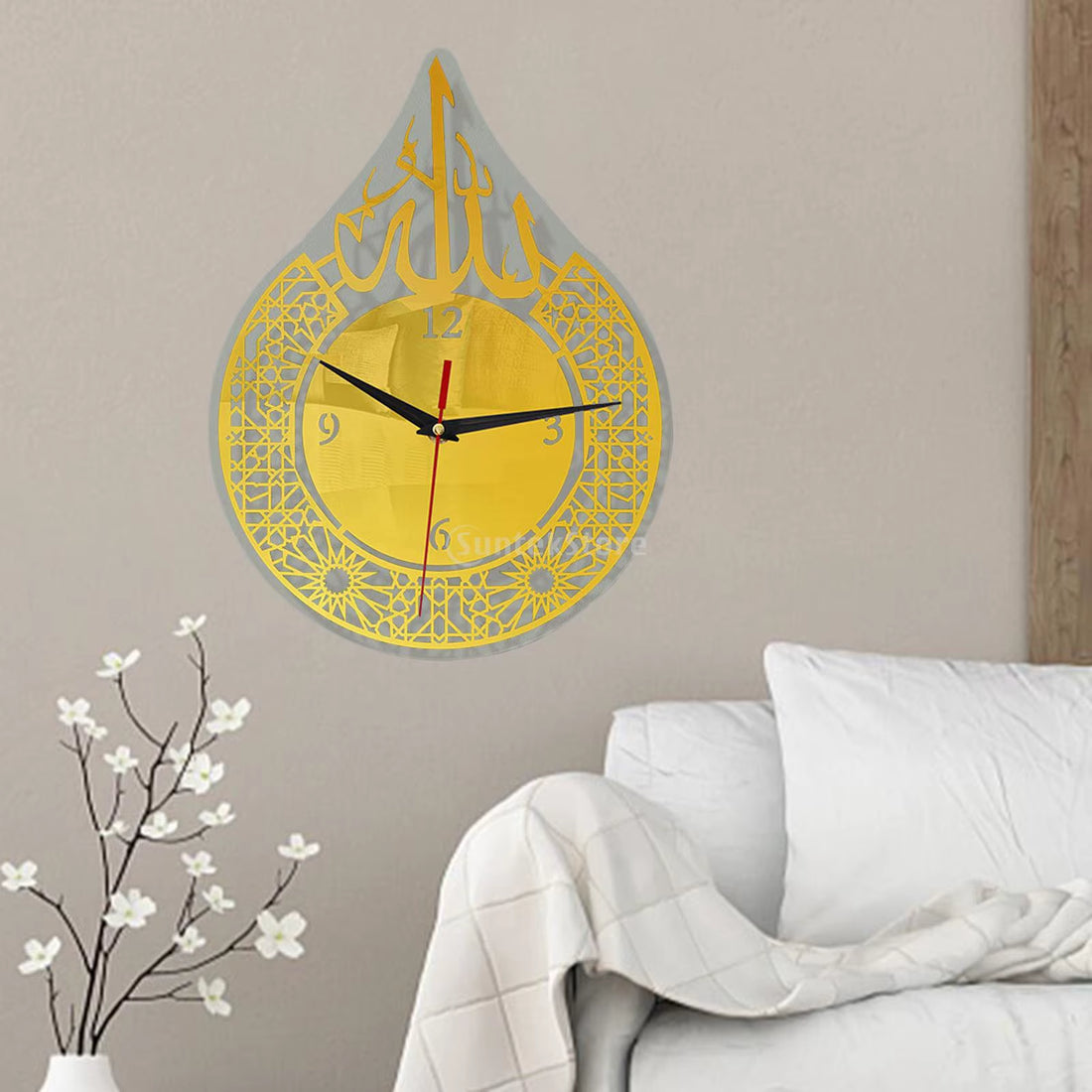 Islamic Quartz Silent Wall Clock with Pendulum - Sophisticated Ramadan Decor for Nurseries and Homes